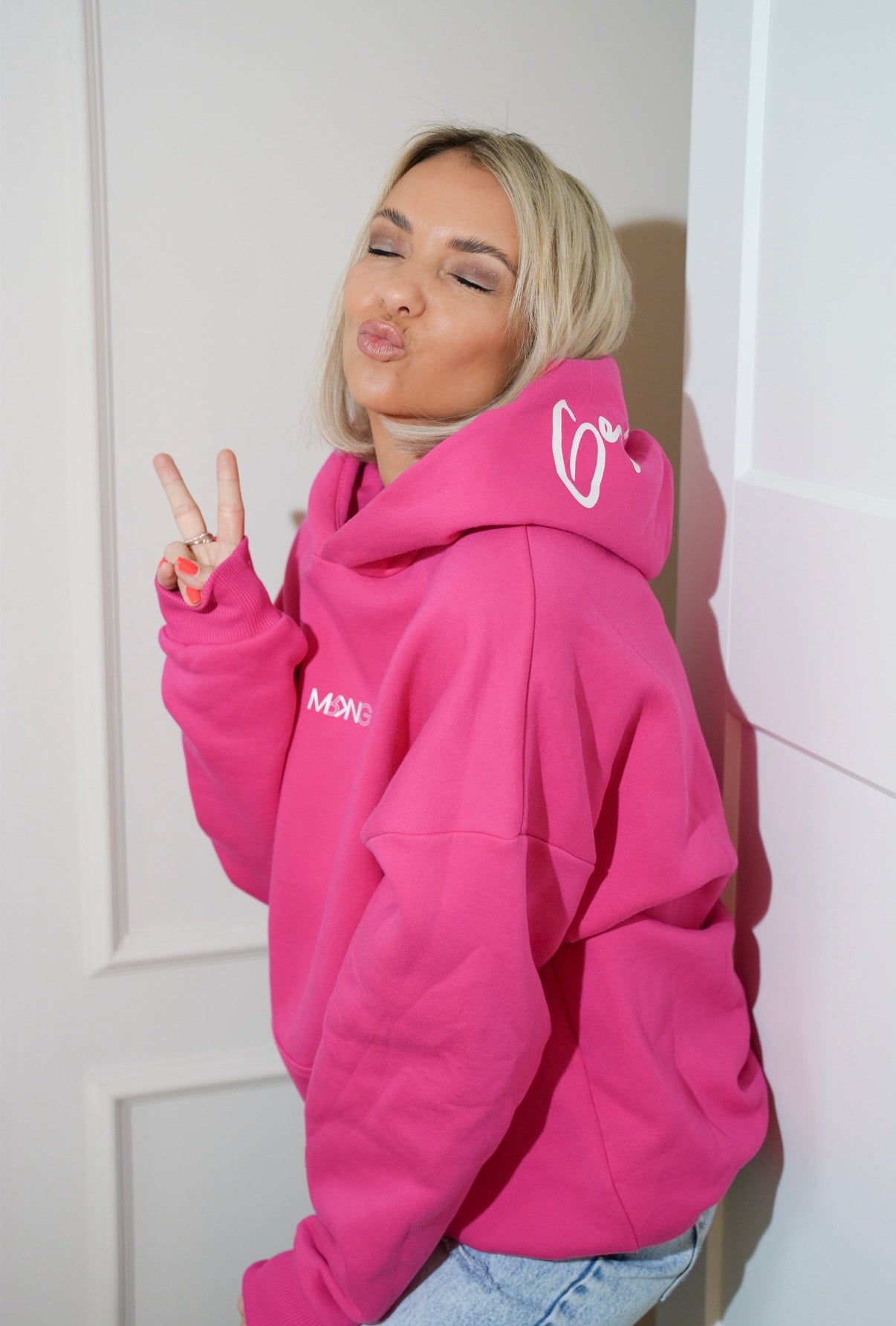 HOODIE "Graced" FUCHSIA